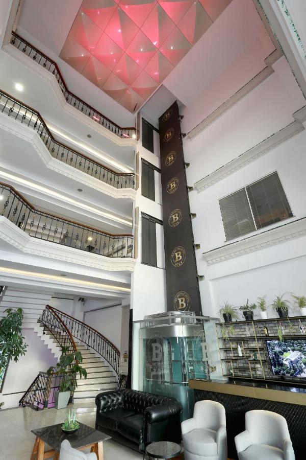 New Balturk Hotel Izmit Kocaeli Bagian luar foto